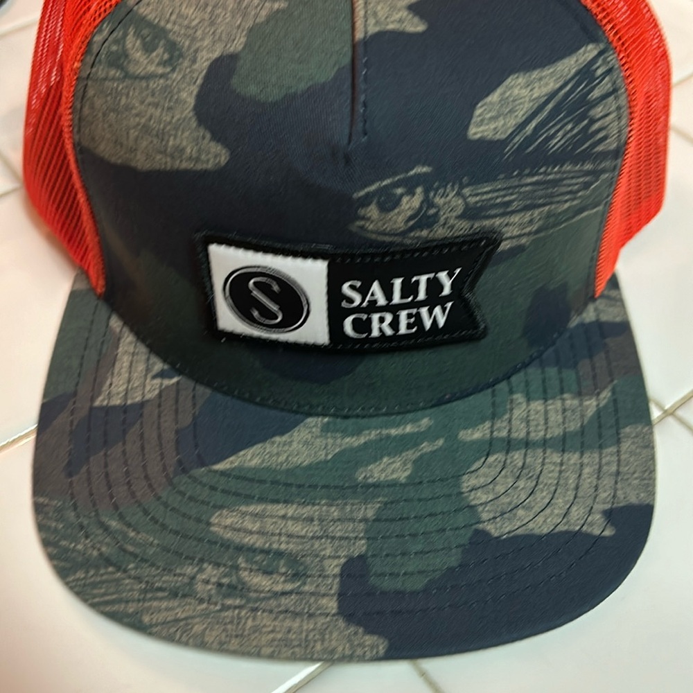 Rare find trucker Hat by Salty Crew
